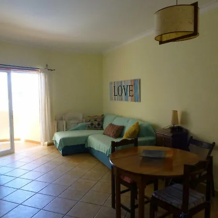 Alvor,1 Bedroom Condominium W/ Pool דירה אלבור